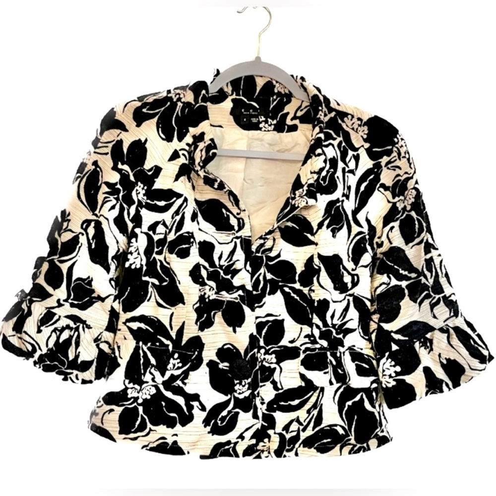 Y2K ECI New York Ruffle Linen Blend Floral 3/4
Sleeve Blazer Black & Off White